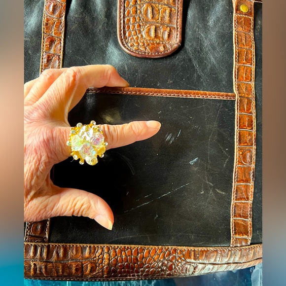 BUY or BUNDLE! Brahmin blk br trim 2 strap removable zip envelope center key fob - Picture 15 of 15